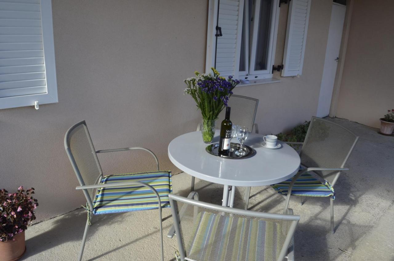 Apartment Ana Kastel Sucurac Ngoại thất bức ảnh