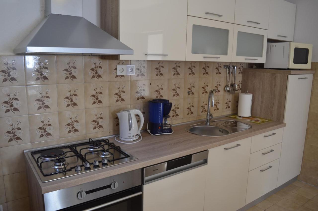 Apartment Ana Kastel Sucurac Ngoại thất bức ảnh