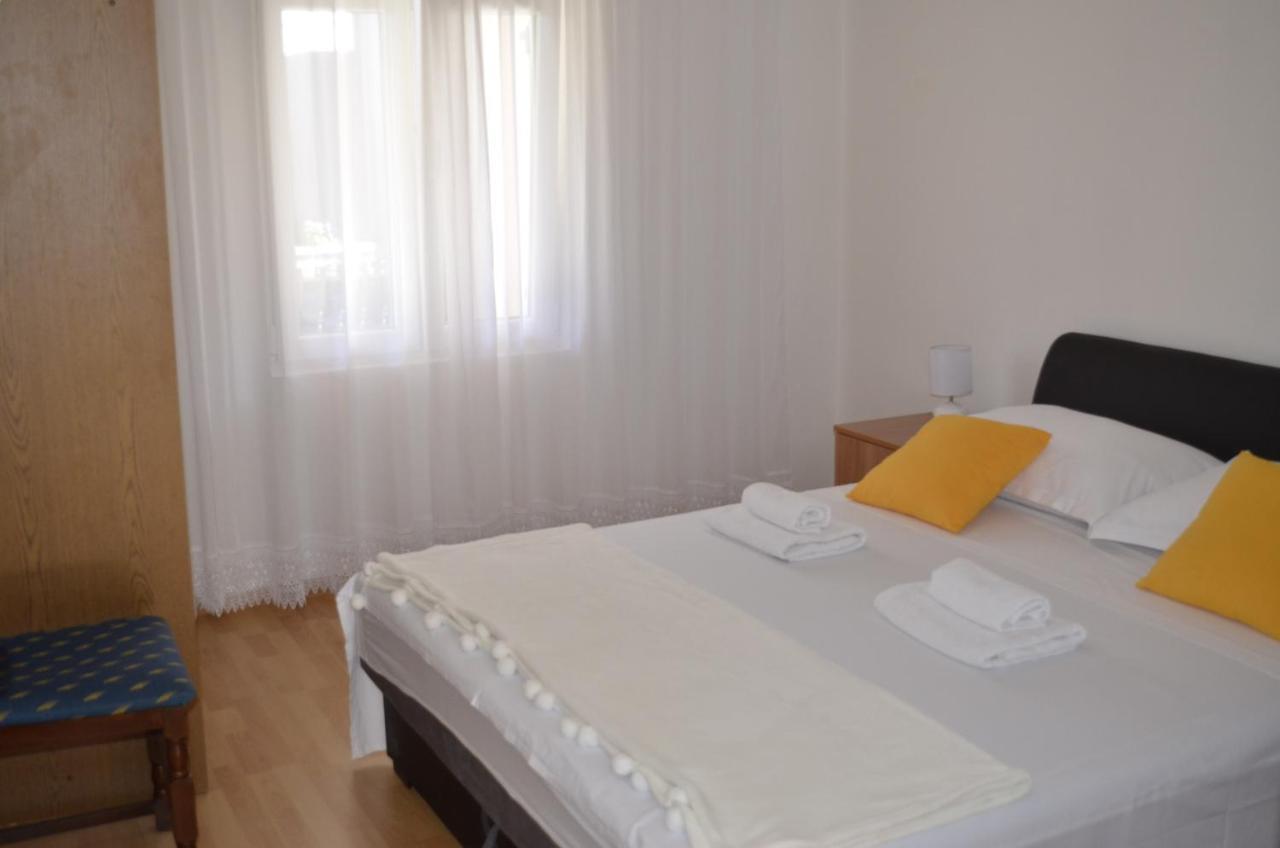 Apartment Ana Kastel Sucurac Ngoại thất bức ảnh